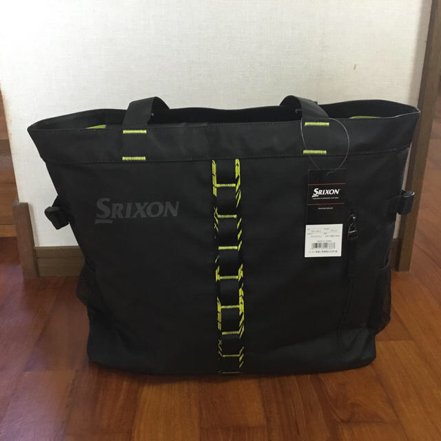 Srixon(スリクソン)のテニスラケットバック　新品　未使用 スポーツ/アウトドアのテニス(バッグ)の商品写真