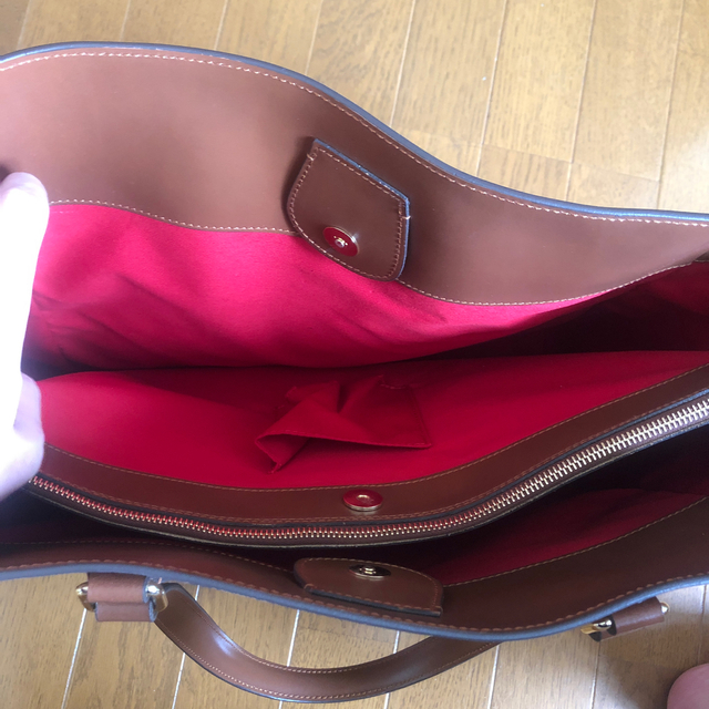 新品 ボルドリーニ セレリア レザー トートバッグ 6853 本革 ブラウン メンズのバッグ(トートバッグ)の商品写真
