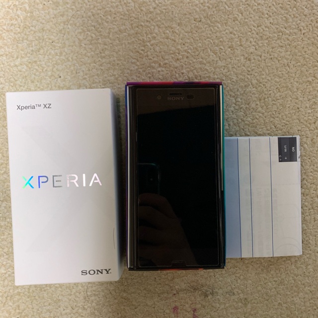 送料込み　Xperia xz