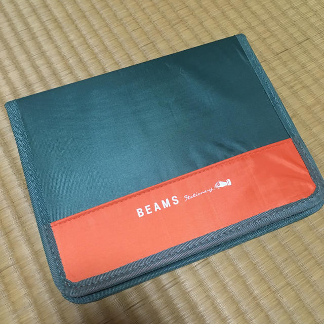 BEAMS(ビームス)のbeams  雑誌　付録　バインダー　ノート&インデックス付き インテリア/住まい/日用品の文房具(ノート/メモ帳/ふせん)の商品写真