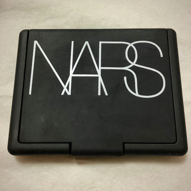 NARS(ナーズ)のNARS   ブラッシュ  4016  ディープスロート　チーク　アディクション コスメ/美容のベースメイク/化粧品(チーク)の商品写真