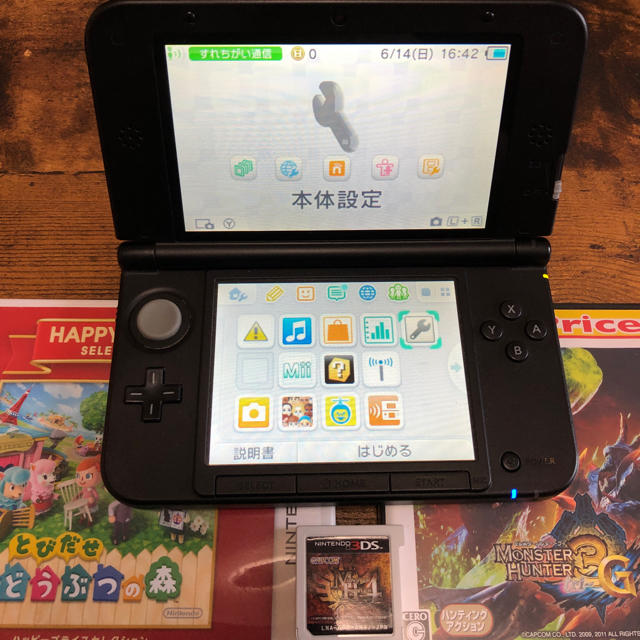 ニンテンドー3ds LL ソフト付き（どうぶつの森、モンハン3G、4）