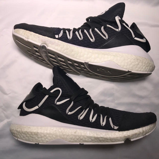 Y-3(ワイスリー)のY-3 KUSARI BLACK/WHITE 26.0cm メンズの靴/シューズ(スニーカー)の商品写真