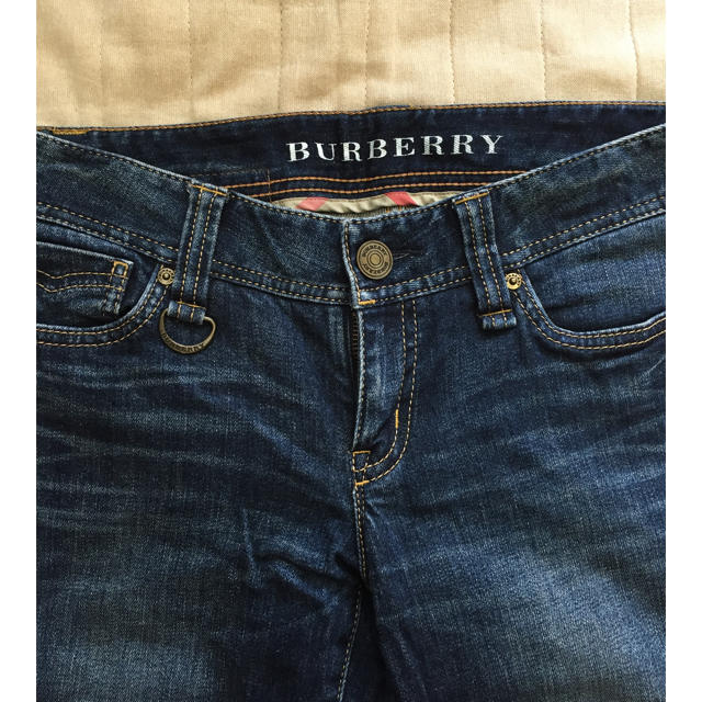 BURBERRY(バーバリー)のmickey様専用★バーバリーロンドン☆デニム ジーンズ レディースのパンツ(デニム/ジーンズ)の商品写真