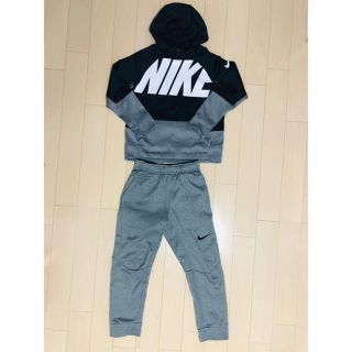 ナイキ(NIKE)のNIKE 上下 サイズM・140-150(ウェア)