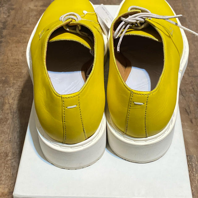 Maison Martin Margiela(マルタンマルジェラ)の※ラスト1点　マルタンマルジェラ　メンズ　サイズ42 定価¥76000円　黄色 メンズの靴/シューズ(スニーカー)の商品写真