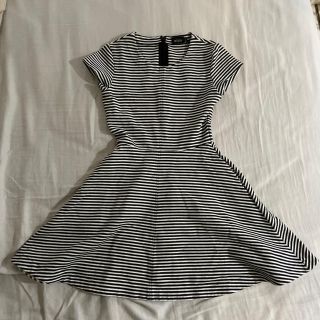 KATE SPADE SATURDAY(ワンピース)のフリマアイテム一覧 KATE SPADE SATURDAY(ワンピース)のフリマアイテム一覧