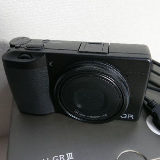 RICOH GR III リコー　中古品(コンパクトデジタルカメラ)