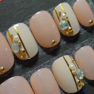 ヌードベージュ×ラインジュエリーネイル(つけ爪/ネイルチップ)