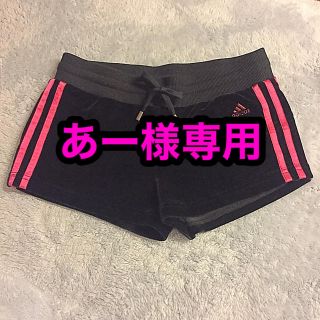 アディダス(adidas)のadidas ショートパンツ Mサイズ(ウェア)