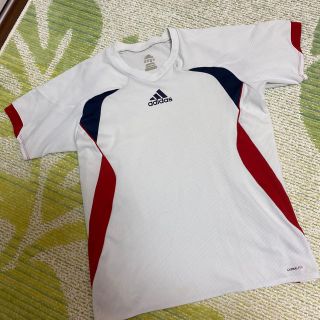 アディダス(adidas)のアディダスＴシャツ(Tシャツ/カットソー)