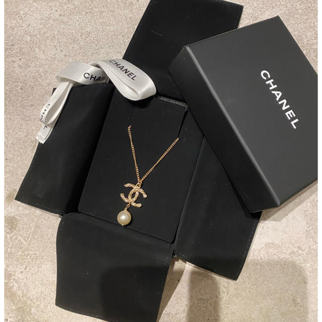 CHANEL美品　CHANEL シャネル　ココマークパールネックレス