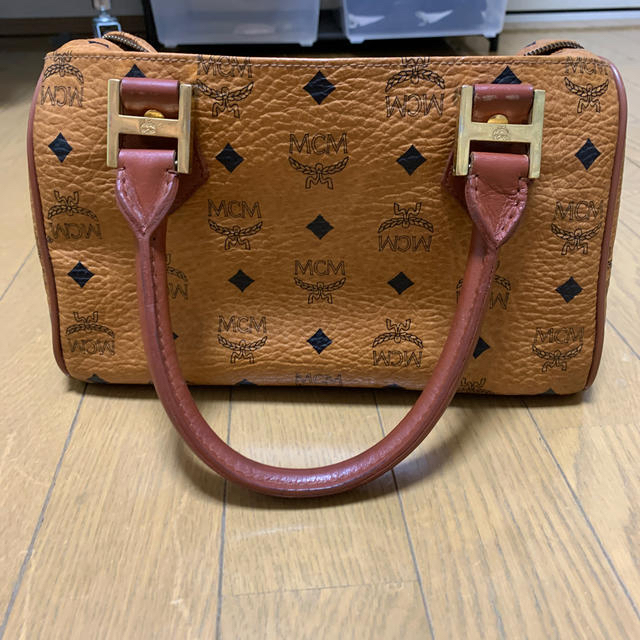 MCM(エムシーエム)のMCM ハンドバッグ レディースのバッグ(ハンドバッグ)の商品写真