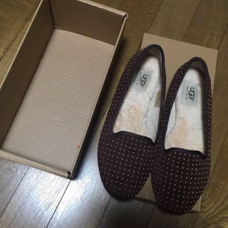 アグ(UGG)のugg スタッズ フラットシューズ(ハイヒール/パンプス)