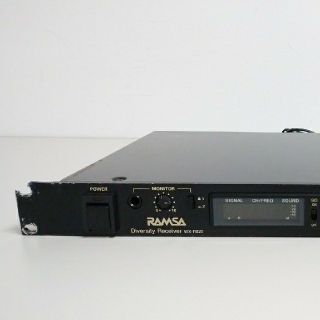 【ジャンク品】RAMSA  800MHz帯ワイヤレス受信機 WX-R820(その他)