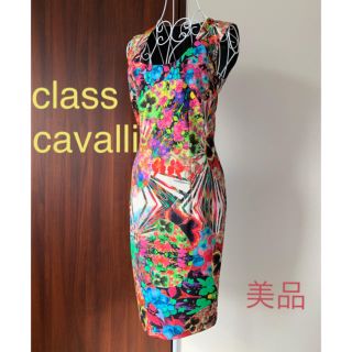 ジャストカヴァリ(Just Cavalli)のロベルトカヴァリ　花柄　夏ワンピース【美品】(ひざ丈ワンピース)