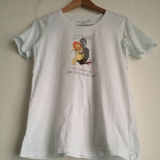 ニコアンド(niko and...)のライオンとおじさんTシャツ(Tシャツ(半袖/袖なし))