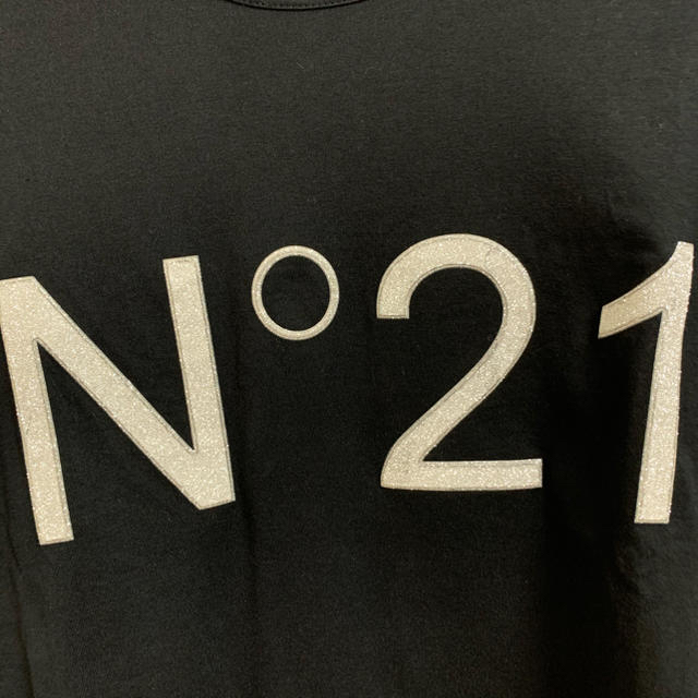 N°21(ヌメロヴェントゥーノ)の【週末限定価格】N°21 Tシャツ　最終値下げ レディースのトップス(Tシャツ(半袖/袖なし))の商品写真