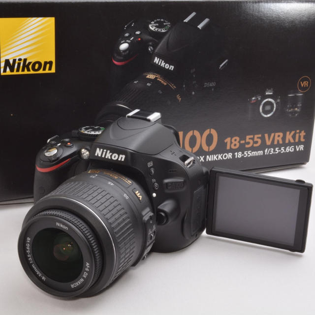 デジタル一眼美品　Nikon  一眼レフ カメラ　D5100 動画撮影　wi-fiSD変更可