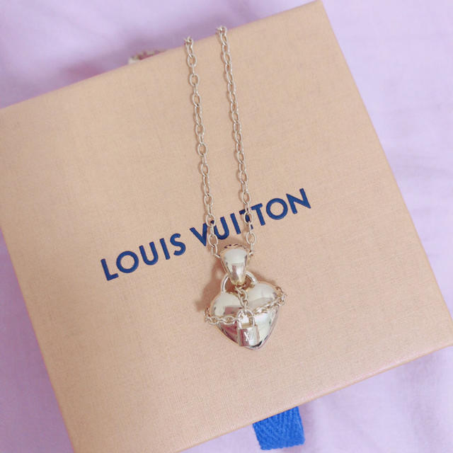 LOUIS VUITTON(ルイヴィトン)のヴィトン ネックレス(パンダティフ・ラブロック) レディースのアクセサリー(ネックレス)の商品写真