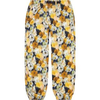 シュプリーム(Supreme)の在庫ラスト　S Liberty Floral Belted Pant(チノパン)