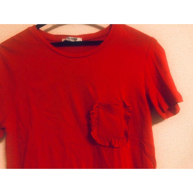 ZARA(ザラ)のZARA ポケットフリルTシャツ レディースのトップス(Tシャツ(半袖/袖なし))の商品写真