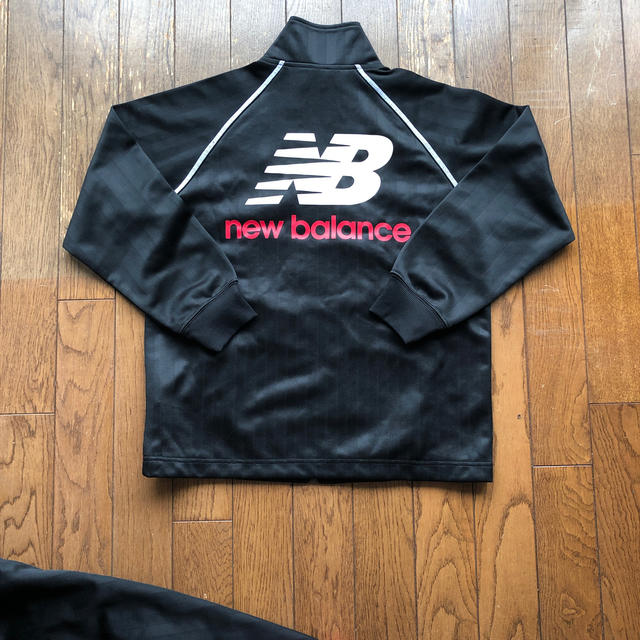 New Balance(ニューバランス)のNew Balance ジャージ上下 130センチ キッズ/ベビー/マタニティのキッズ服男の子用(90cm~)(その他)の商品写真