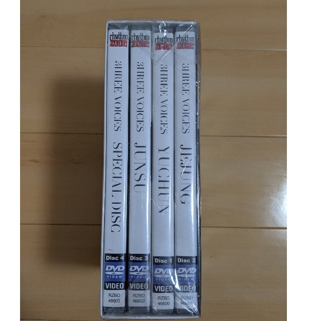 JYJ(ジェイワイジェイ)のJYJ 3HREE VOICE DVD　美品　中古 エンタメ/ホビーのCD(K-POP/アジア)の商品写真