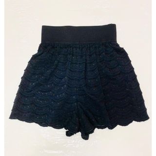 ジネス(Jines)のジネス　ブラック　レース　ドット柄　ショートパンツ(ショートパンツ)