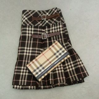 バーバリー(BURBERRY)の専用！BURBERRY財布スカート2点難(ミニスカート)