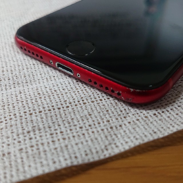 iPhone(アイフォーン)の【セール】iPhone 8 64GB PRODUCT RED SIMフリー スマホ/家電/カメラのスマートフォン/携帯電話(スマートフォン本体)の商品写真