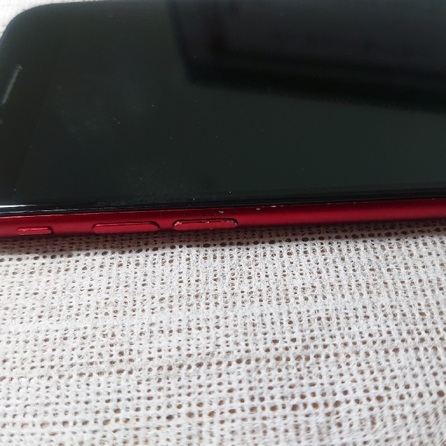 iPhone(アイフォーン)の【セール】iPhone 8 64GB PRODUCT RED SIMフリー スマホ/家電/カメラのスマートフォン/携帯電話(スマートフォン本体)の商品写真