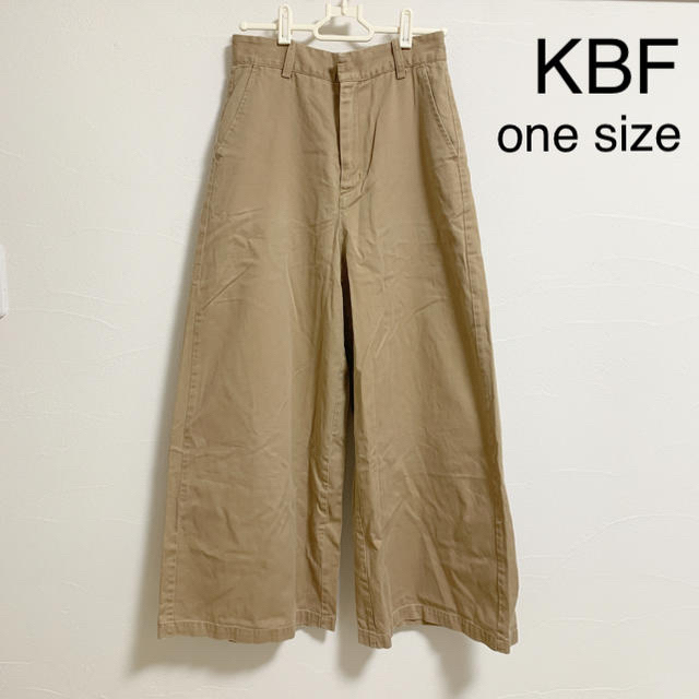 KBF(ケービーエフ)の【USED】KBF チノ ワイド ガウチョ パンツ ベージュ ワンサイズ レディースのパンツ(カジュアルパンツ)の商品写真