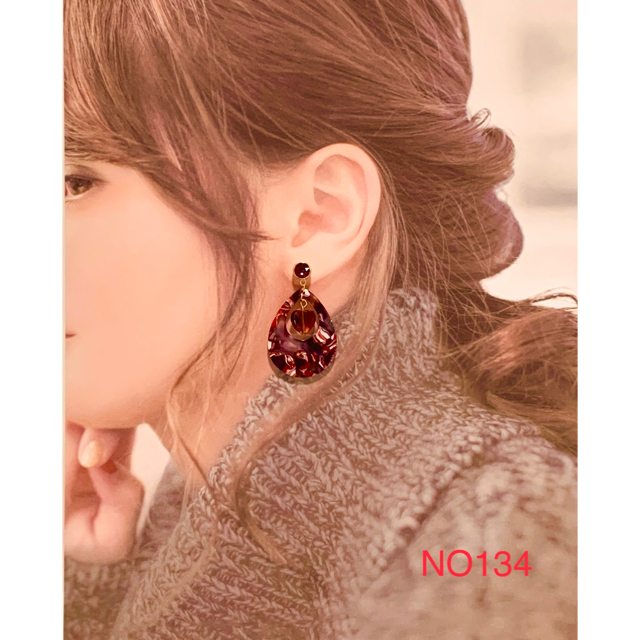 SWAROVSKI(スワロフスキー)の⭕️NO134 スワロフスキー ・ハートの大人お洒落アメジストピアス♡ ハンドメイドのアクセサリー(ピアス)の商品写真