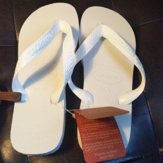 ハワイアナス(havaianas)のハワイアナス新品未使用品　白色(ビーチサンダル)