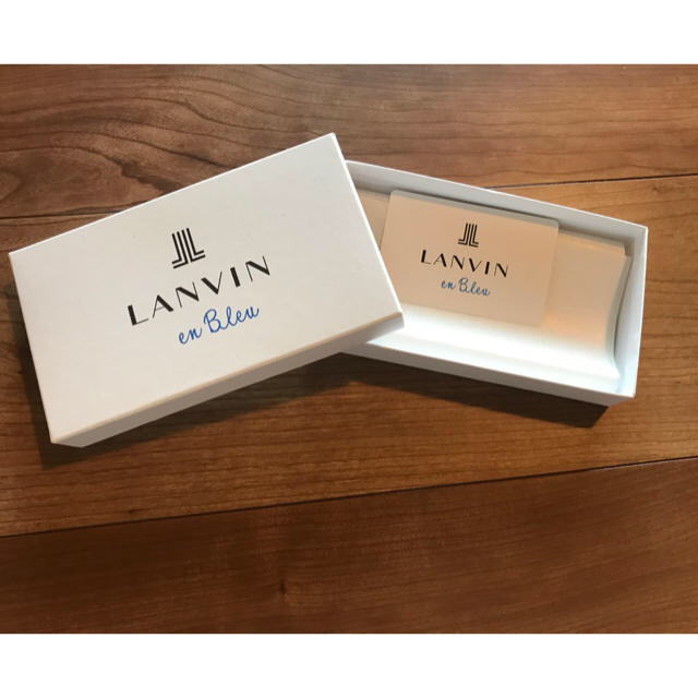 LANVIN en Bleu(ランバンオンブルー)の【値下げしました！】ランバン　空箱 レディースのファッション小物(その他)の商品写真