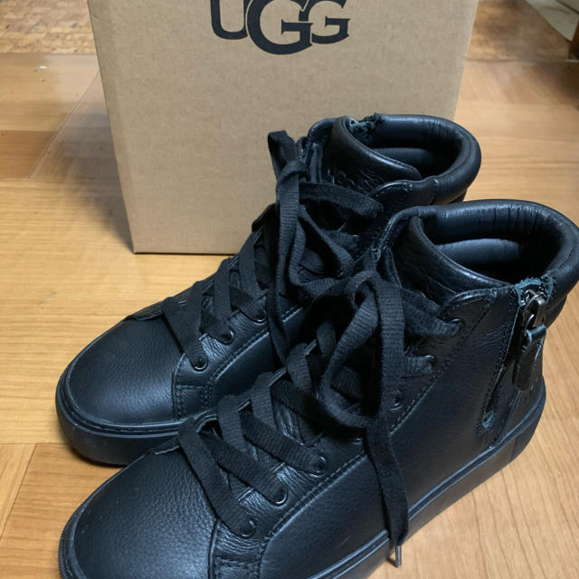 UGG レディース OL L I 1