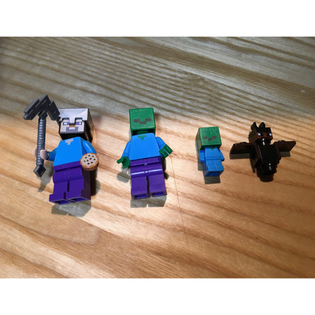 Lego(レゴ)のマインクラフト　レゴレゴ マインクラフト 21141 ゾンビの洞くつ【送料無料】 キッズ/ベビー/マタニティのおもちゃ(積み木/ブロック)の商品写真
