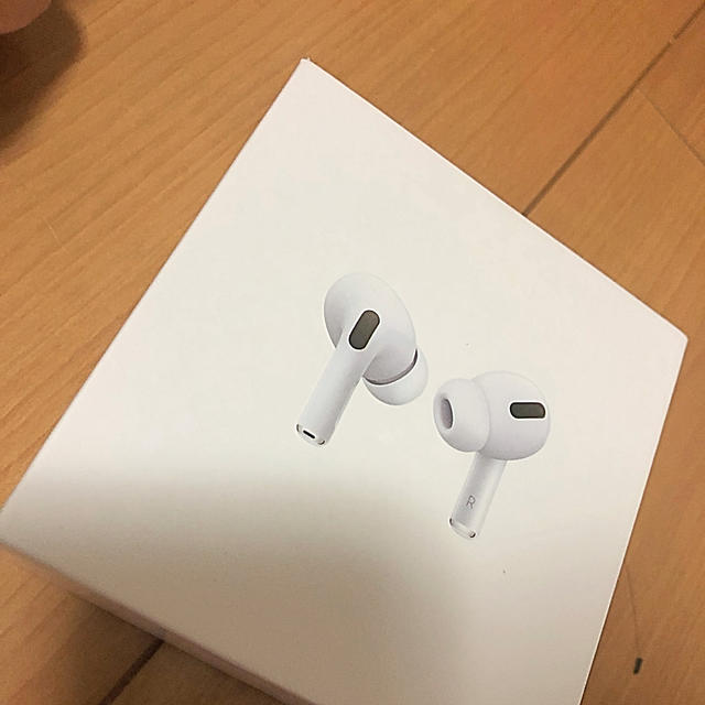 AirPods Proイヤフォン