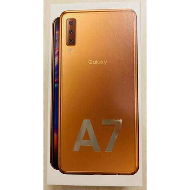 日本人気超絶の Galaxy A7 　ゴールド 本体 スマートフォン本体