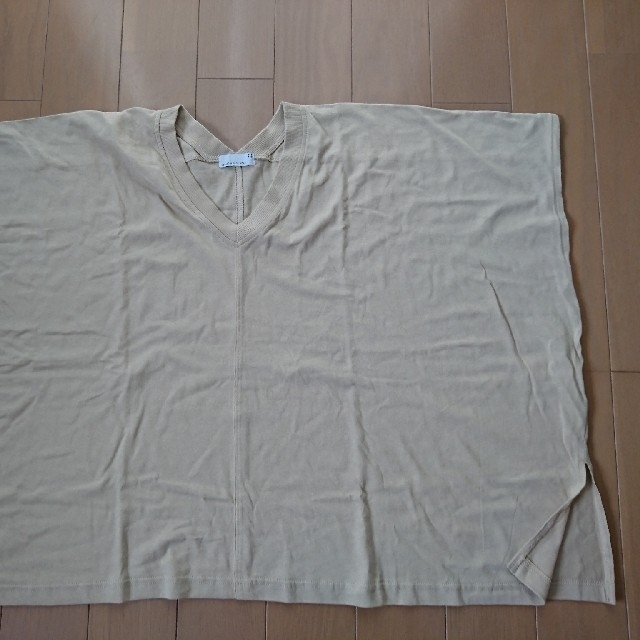 SEVENDAYS=SUNDAY(セブンデイズサンデイ)のビッグシルエット シャツ オフホワイト系 レディースのトップス(Tシャツ(半袖/袖なし))の商品写真