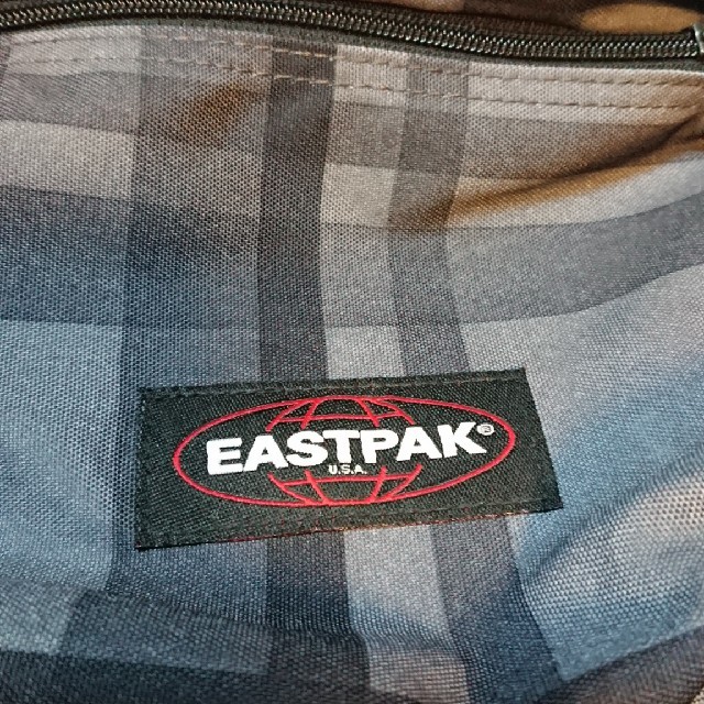 EASTPAK(イーストパック)のEASTPAKリュック メンズのバッグ(バッグパック/リュック)の商品写真