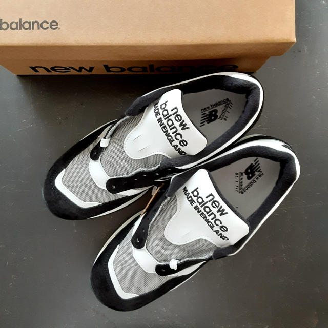 New Balance(ニューバランス)の送込 26.5cm NEW BALANCE M 1500 KWG BLACK メンズの靴/シューズ(スニーカー)の商品写真