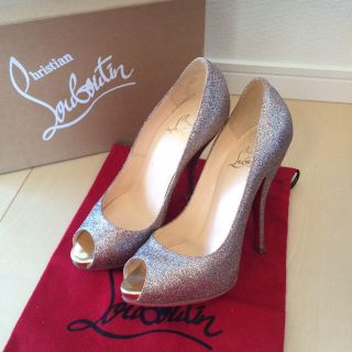 Christian Louboutin - ルブタン グリッターラメパンプス 美品の通販 ...