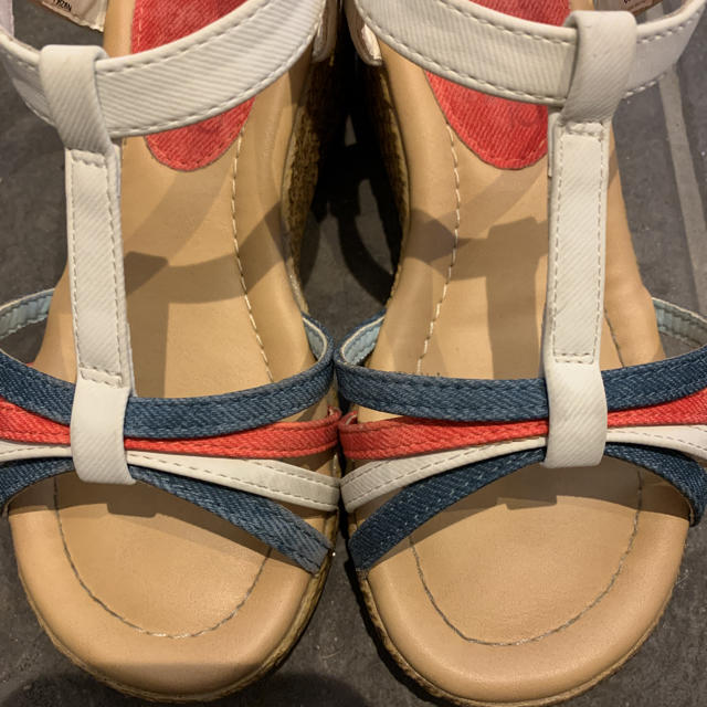 キッズサンダル　20㎝ キッズ/ベビー/マタニティのキッズ靴/シューズ(15cm~)(サンダル)の商品写真