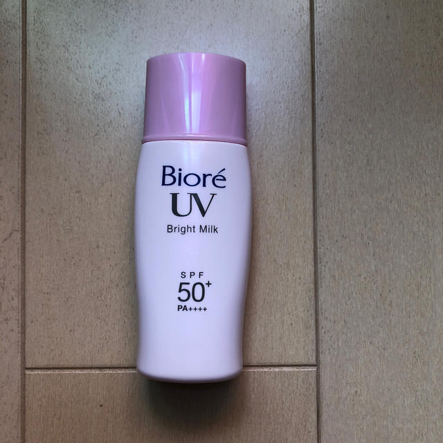 Biore(ビオレ)のビオレＵＶさらさらブライトクリーム コスメ/美容のスキンケア/基礎化粧品(乳液/ミルク)の商品写真