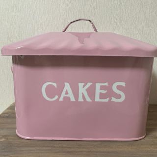 ホーローCAKE缶 ピンクの通販 by coconut's shop|ラクマ