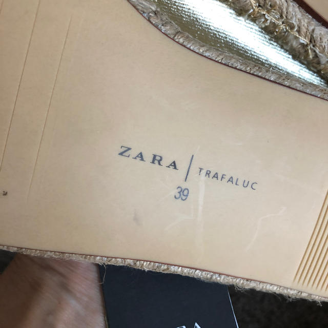 ZARA(ザラ)のザラ　サンダル　39 レディースの靴/シューズ(サンダル)の商品写真