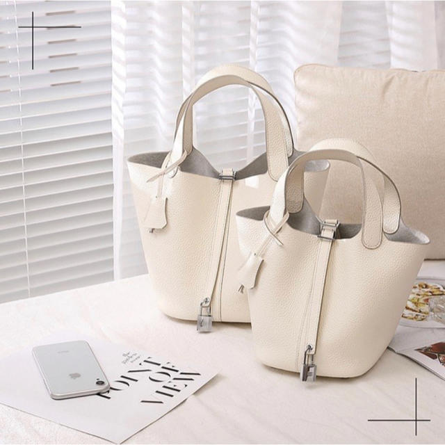 最終価格【極美品】SANTI♡大人可愛い♡パーティーバッグ 最終価格【極美品】SANTI♡大人可愛い♡パーティーバッグ