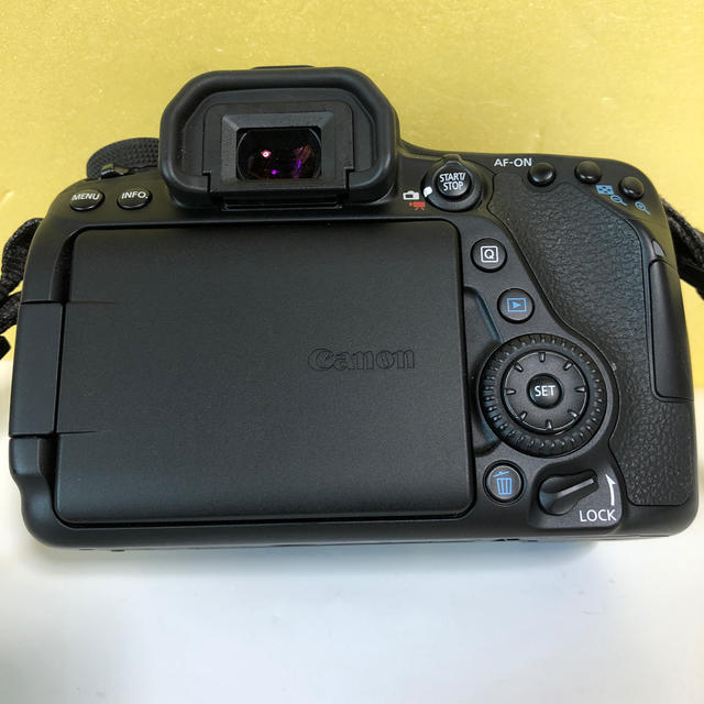 Canon(キヤノン)のEOS80D ボディ　美品 スマホ/家電/カメラのカメラ(デジタル一眼)の商品写真